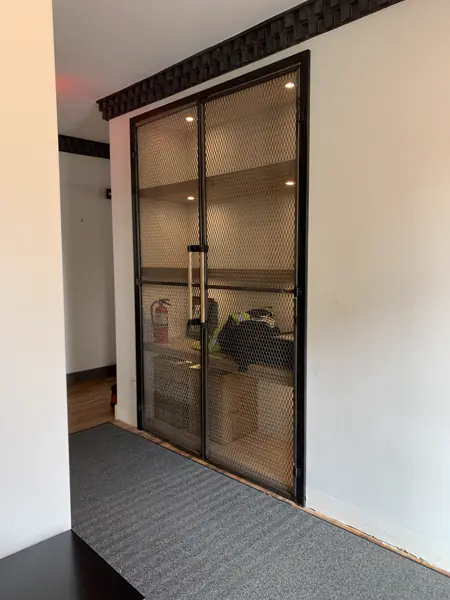 Welding Door