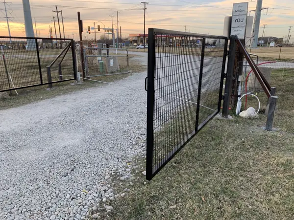 Welding Gate